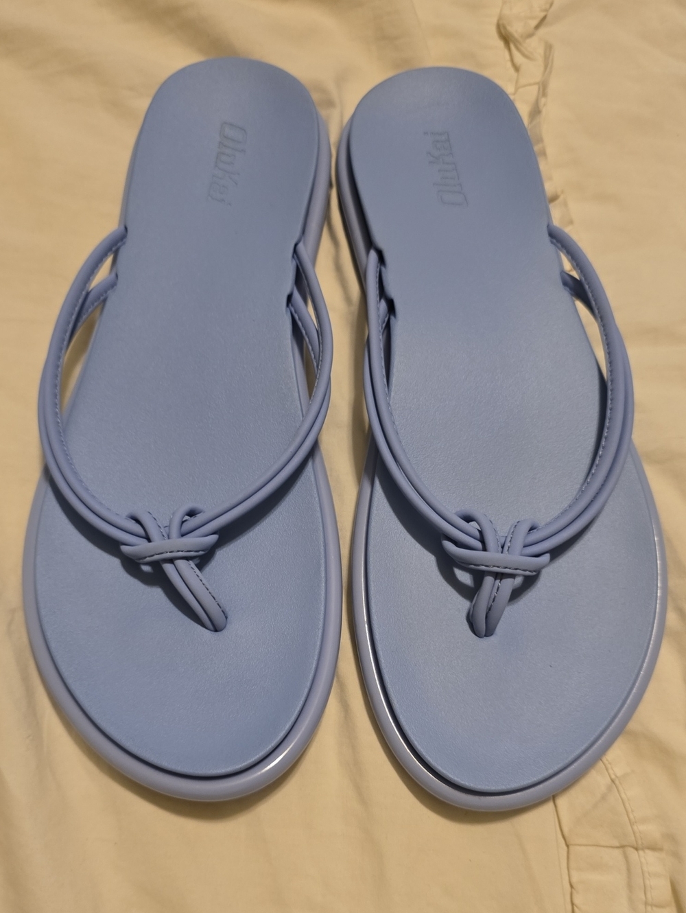 Womens Light Blue OluKai Knot-Front Sandals. Gently Loved Great Quality
